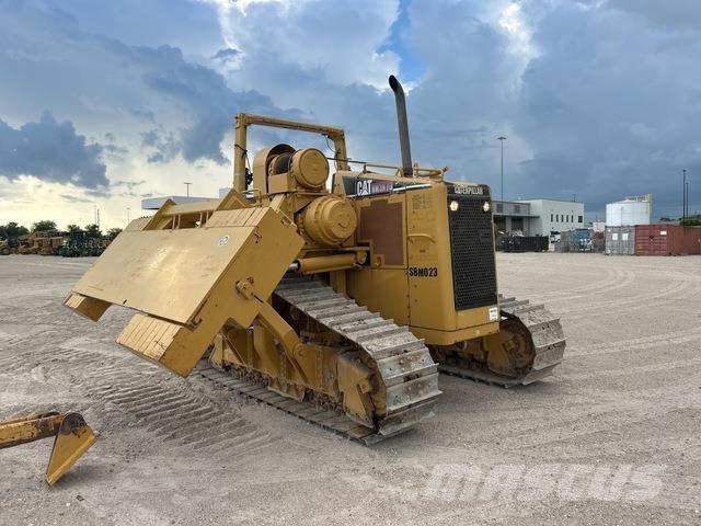 CAT 561N Тръбополагащи булдозери