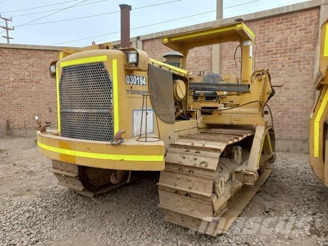 CAT 572F Тръбополагащи булдозери