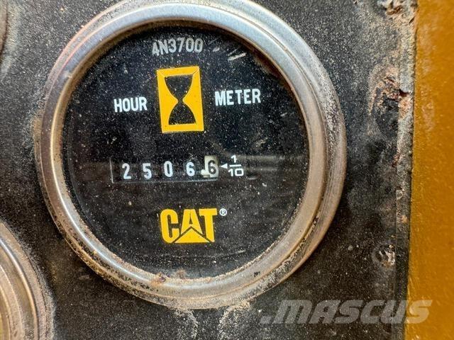 CAT 583H Тръбополагащи булдозери