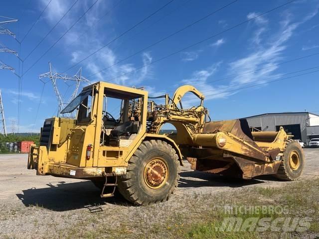 CAT 621F Скрепери
