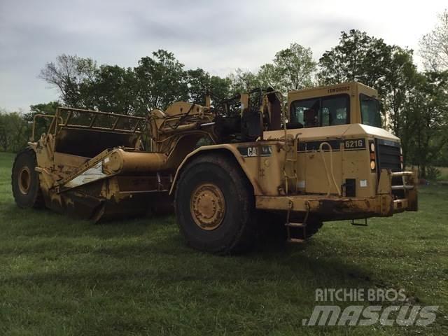 CAT 621G Скрепери
