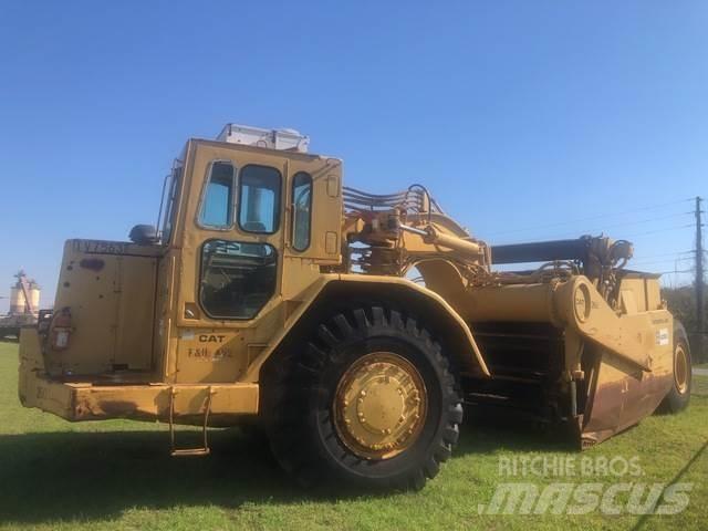 CAT 633D Скрепери

