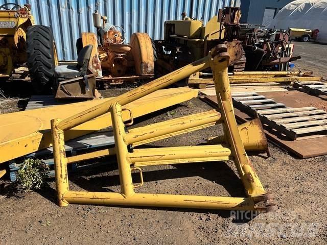 CAT 657E Транспорт - Други