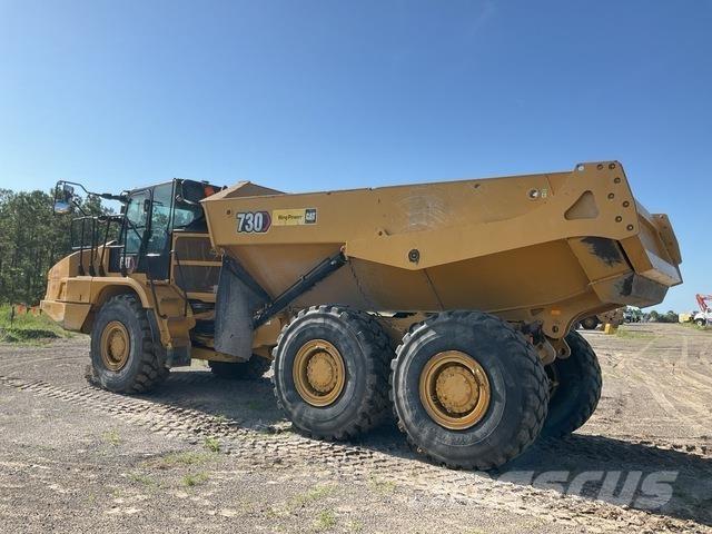 CAT 730 Дъмпери/моторни превозни средства