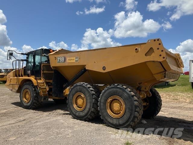 CAT 730 Дъмпери/моторни превозни средства