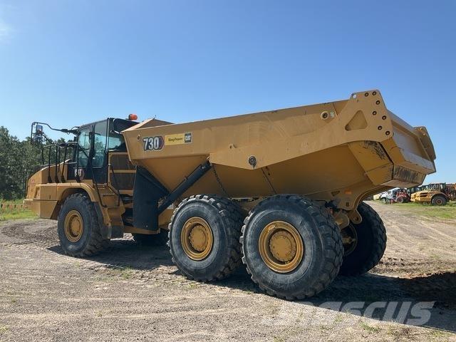 CAT 730 Дъмпери/моторни превозни средства