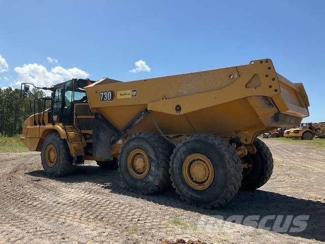 CAT 730 Дъмпери/моторни превозни средства