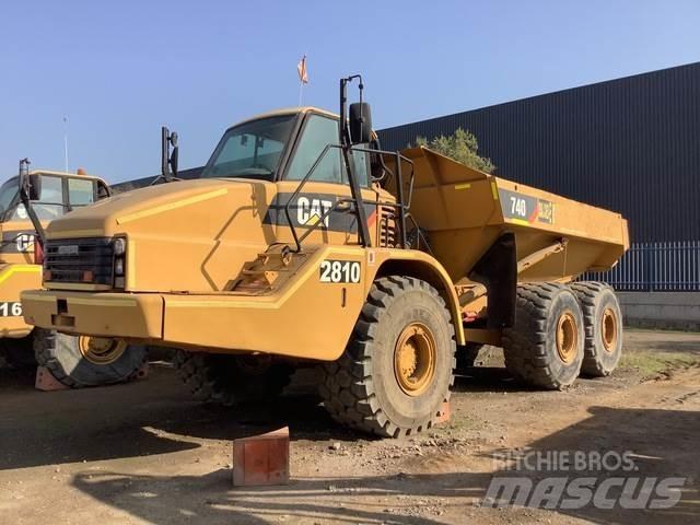 CAT 740 Дъмпери/моторни превозни средства