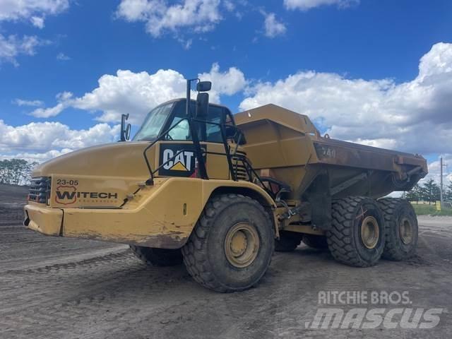 CAT 740 Дъмпери/моторни превозни средства
