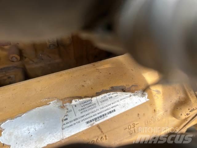 CAT 740 Дъмпери/моторни превозни средства