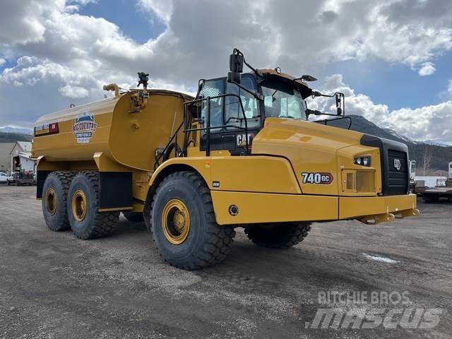 CAT 740GC Цистерни за вода
