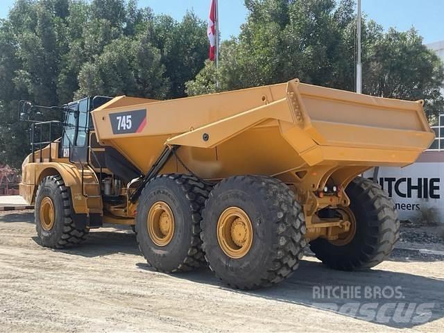 CAT 745 Дъмпери/моторни превозни средства