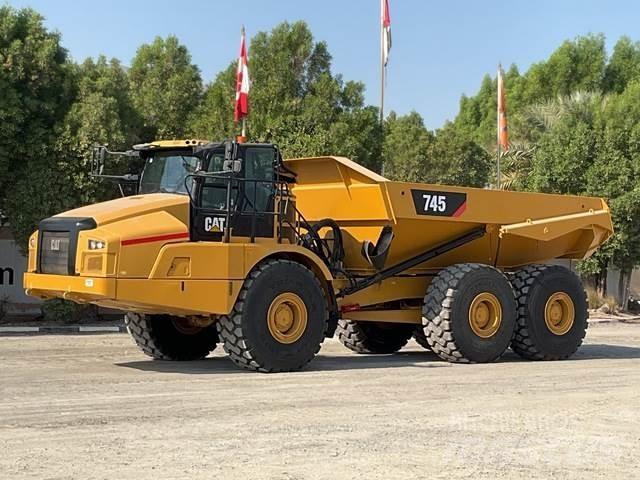CAT 745 Дъмпери/моторни превозни средства