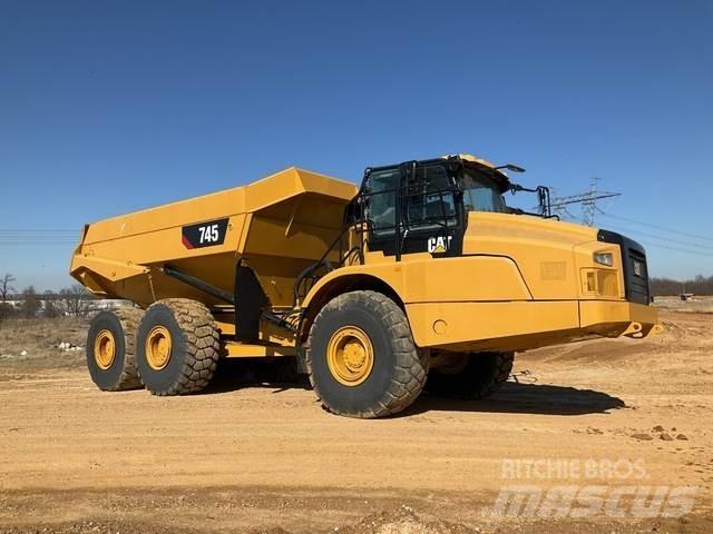 CAT 745 Дъмпери/моторни превозни средства