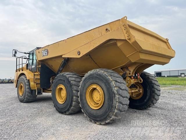 CAT 745 Дъмпери/моторни превозни средства