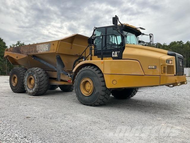 CAT 745 Дъмпери/моторни превозни средства