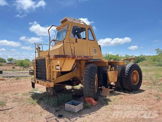 CAT 768C Дъмпери/моторни превозни средства