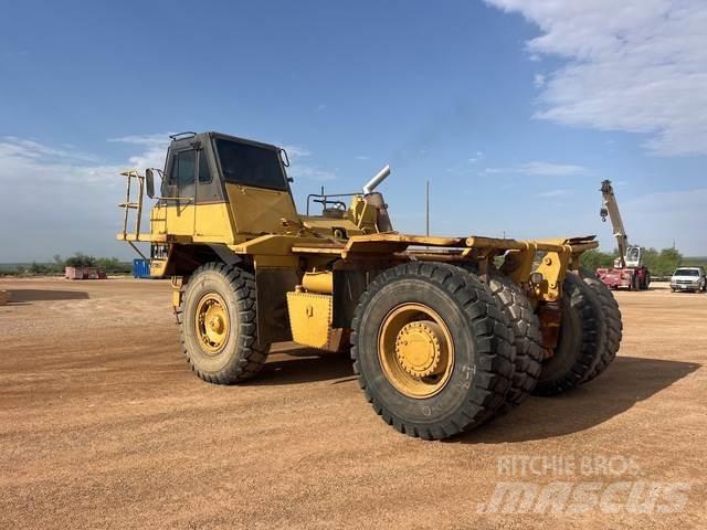 CAT 769D Дъмпери/моторни превозни средства