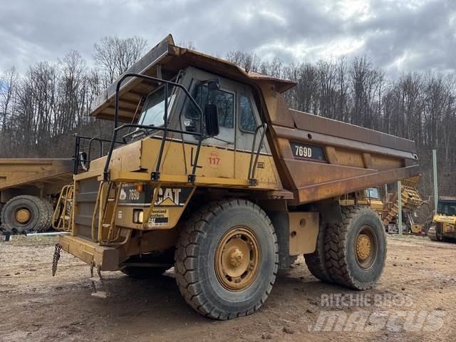 CAT 769D Дъмпери/моторни превозни средства