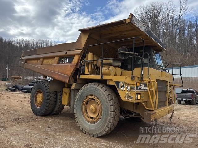 CAT 769D Дъмпери/моторни превозни средства