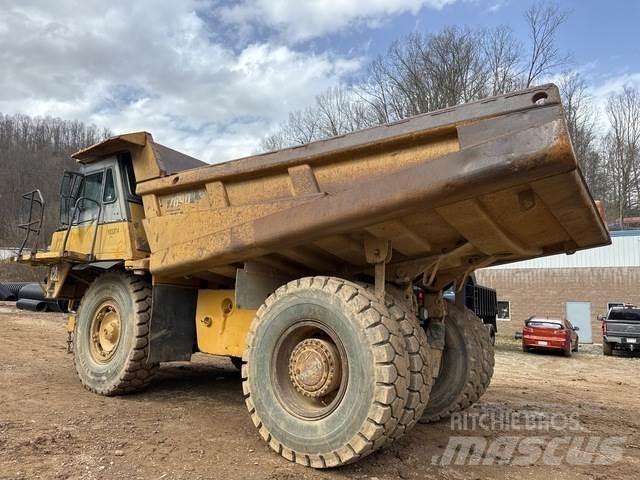 CAT 769D Дъмпери/моторни превозни средства
