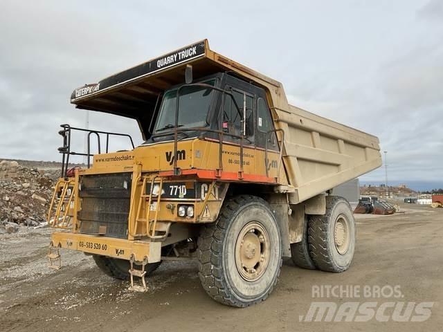CAT 771D Дъмпери/моторни превозни средства