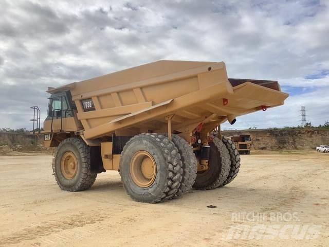 CAT 773E Дъмпери/моторни превозни средства