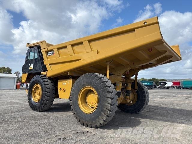 CAT 773E Дъмпери/моторни превозни средства