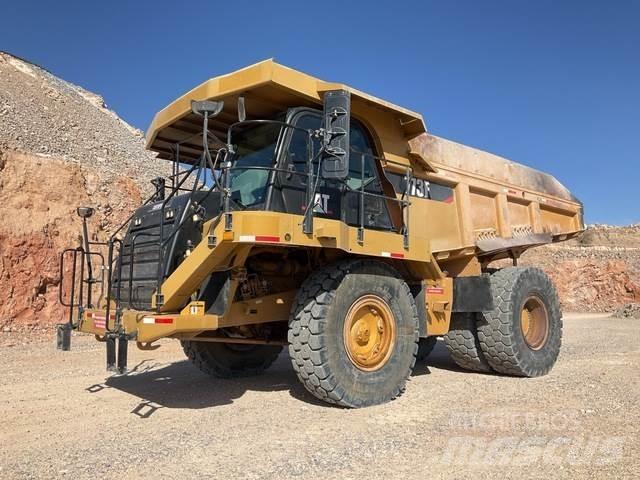 CAT 773F Дъмпери/моторни превозни средства