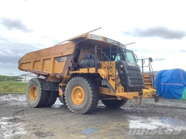 CAT 773F Дъмпери/моторни превозни средства