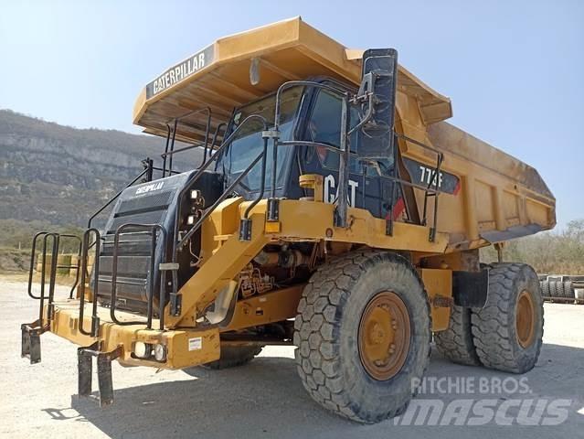 CAT 773F Дъмпери/моторни превозни средства