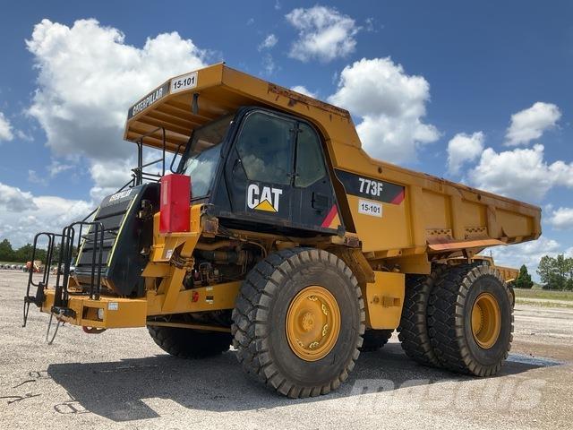 CAT 773F Дъмпери/моторни превозни средства