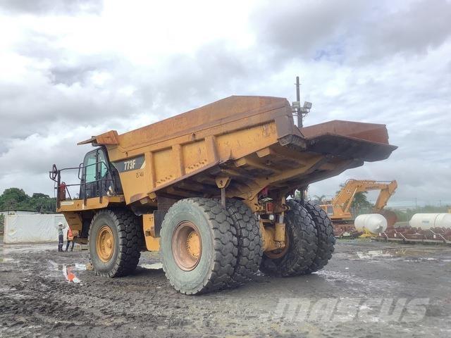 CAT 773F Дъмпери/моторни превозни средства