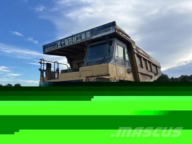 CAT 775D Дъмпери/моторни превозни средства