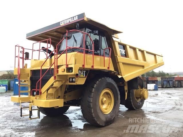 CAT 775E Дъмпери/моторни превозни средства