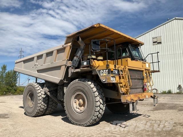 CAT 775E Дъмпери/моторни превозни средства