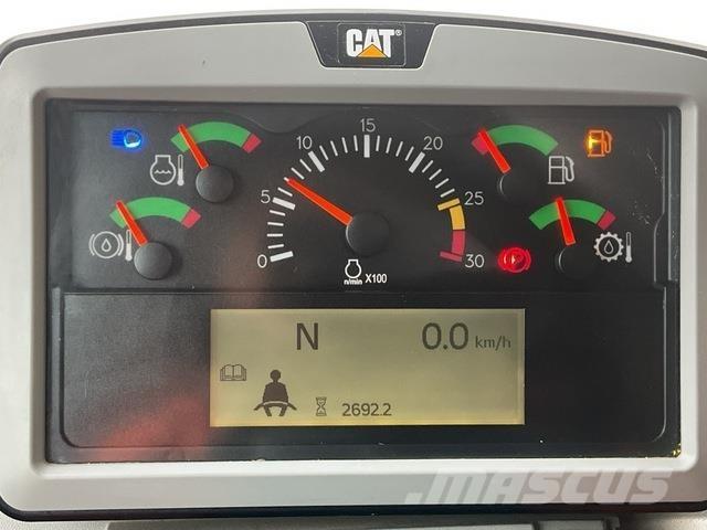 CAT 775G Дъмпери/моторни превозни средства