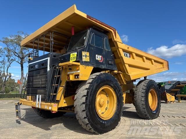 CAT 777 Дъмпери/моторни превозни средства