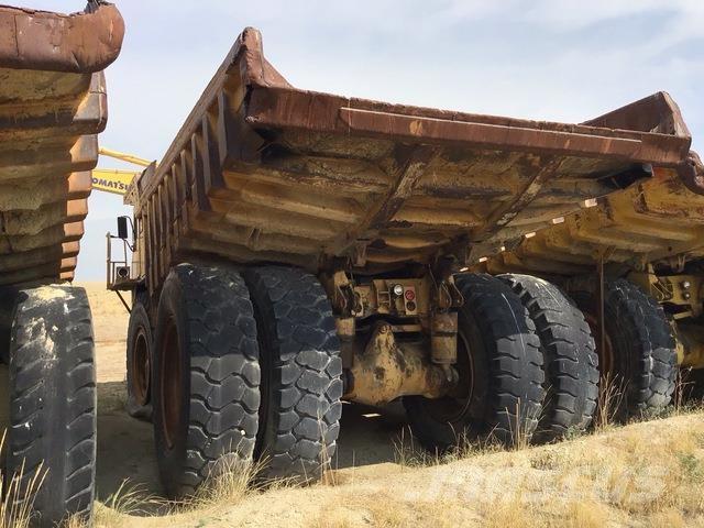 CAT 777 Дъмпери/моторни превозни средства