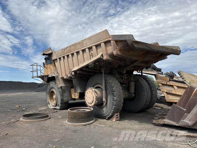 CAT 777B Дъмпери/моторни превозни средства