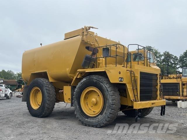 CAT 777B Цистерни за вода
