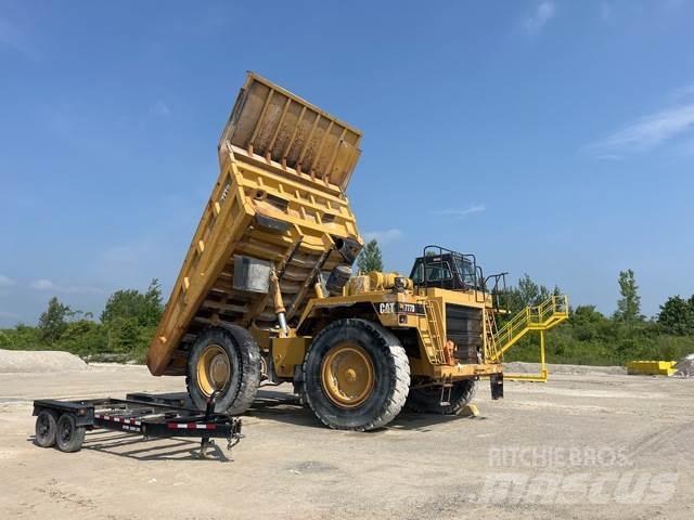 CAT 777D Дъмпери/моторни превозни средства