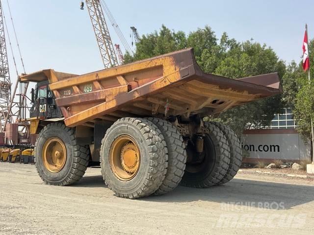 CAT 777D Дъмпери/моторни превозни средства