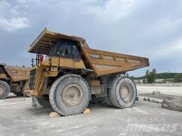 CAT 777D Дъмпери/моторни превозни средства
