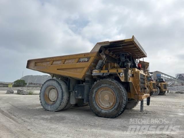 CAT 777D Дъмпери/моторни превозни средства