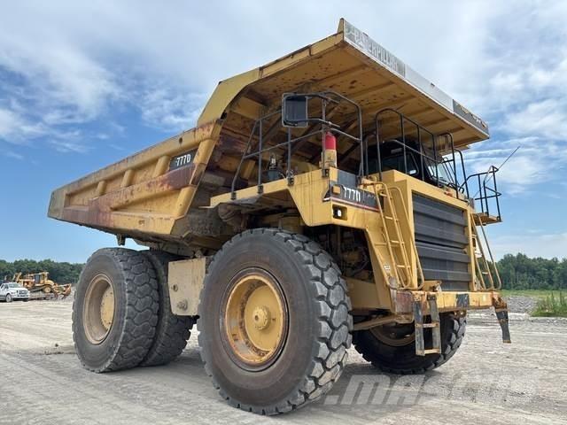 CAT 777D Дъмпери/моторни превозни средства