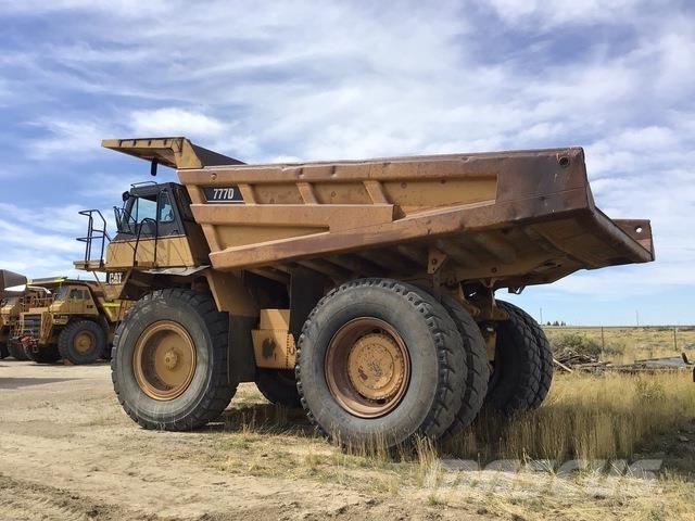CAT 777D Дъмпери/моторни превозни средства