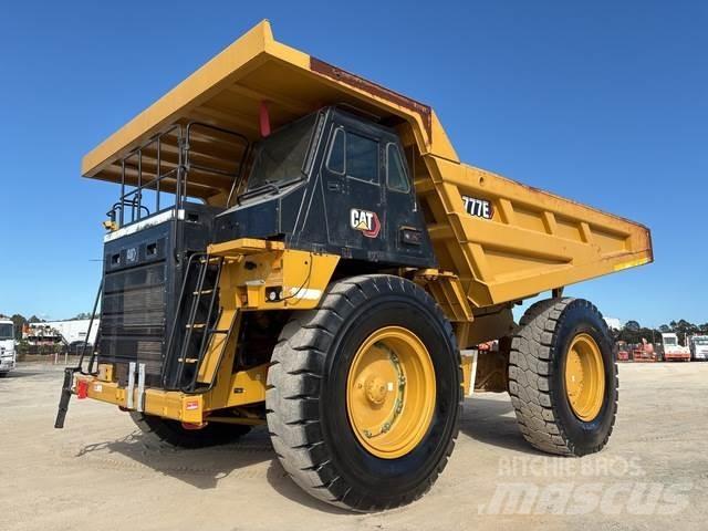 CAT 777E Дъмпери/моторни превозни средства