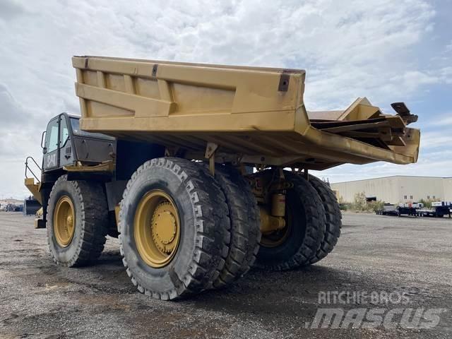 CAT 777F Дъмпери/моторни превозни средства