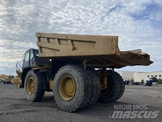 CAT 777F Дъмпери/моторни превозни средства